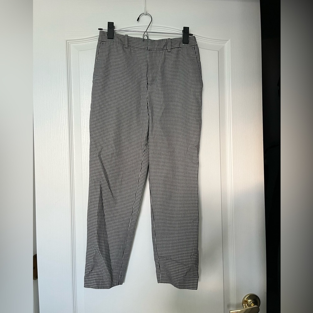 Uniqlo Black and White Pants